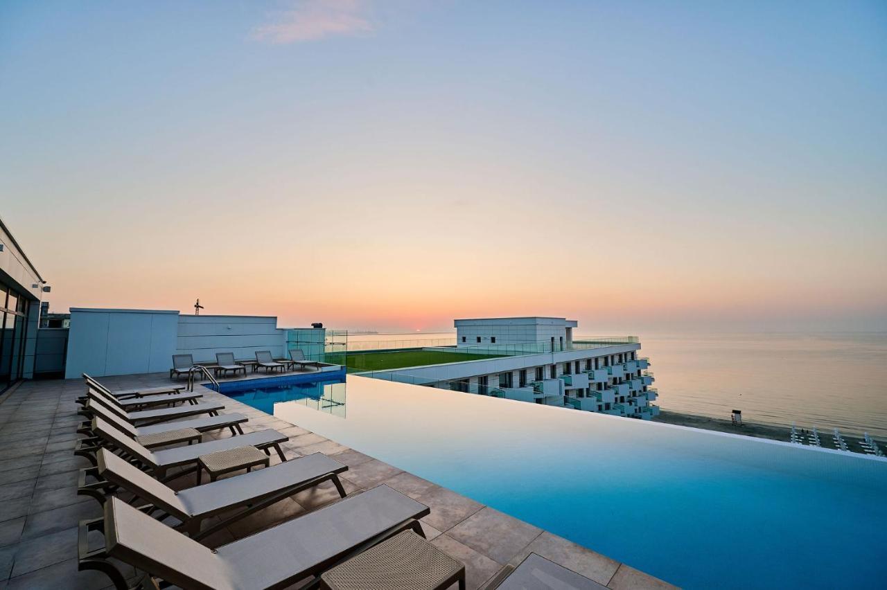 Seaview Luxury Studio In Infinity Beach Resort Mamaia Exteriér fotografie